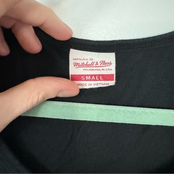 Toronto Raptors tank - Picture 4 of 5